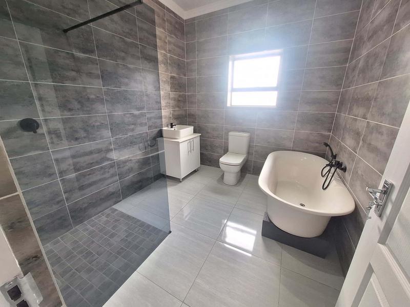 3 Bedroom Property for Sale in Island View Western Cape